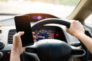 How To Spot Distracted Drivers Along Utah Roadways